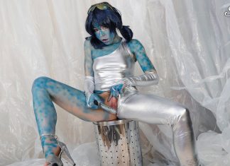 Rebeka Black – Out Of This World