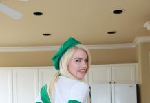 Girlscout Nikki Has a Very Sweet Nookie