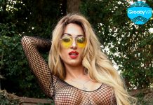 Mia Maffia – White Hot Cumshoot