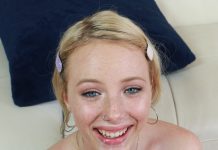 Dixies Admires Big Cocks