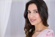 Gorgeous and Intimate