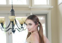 Penelope Is Hot For Older Men