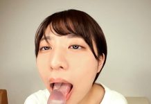 Her First VR – Rina Uchida