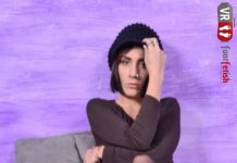 Dazzlingly Beautiful Aradia Tries On Different Pairs Of Hold-Ups