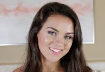 Big Tit Stepsister Nicole Sage Wants To Have Sex After Seeing My Big Dick