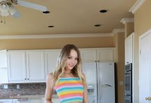 Lily Has A Crush On Her Boyfriends Dad