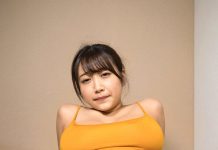 An Older Stepsister Is All Hot And Sweaty