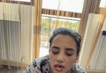 Teen Brunette Quick Armchair Fuck