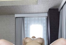 Voluptuous Babe Lured Into Getting A Naughty Massage