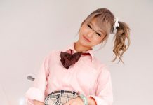 I Wandered Into This Men’s Massage Parlor