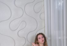 Vika Lita From The Ukraine Is Here To Get You Off In VR With Her Pretty Pussy