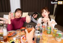 Delivering Food To A Room With Girls