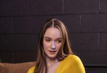 Bumblebee (A XXX Parody)