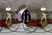 Virtual Reality Nude Photosession Backstage With Teenager Viola Kat