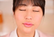 This Bubble Princess Offers Passionate Service