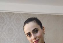 Banging Room Service Hottie