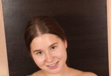 Amalia Davis and her big juicy tits in your face in VR