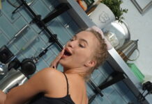 Mila Ray and Vickie Gold in some slapping and tit grabbing fun