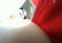 Unaware Giantess Tiny Man Hides in Tits