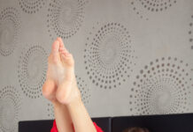 Julia Rain comes to play in VR and brings her sexy hot body