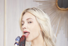 Miss Nikki Hill from the Ukraine wants to masturbate for you in VR