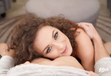 La La Landed on your Dick