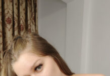 At The Massage Parlor – Relaxing Time