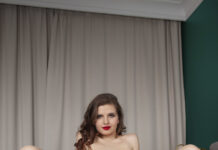 Zlata N is a sexy thin babe from The Ukraine who strips for us in VR