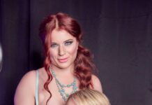 Sensual Blowjob with Isabelle Reese, and Sky Pierce