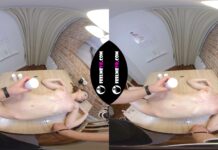 Amelia Miller Fetish With Candles 180vr