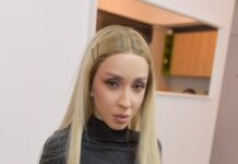 Get Dressed And Lets Clubbing