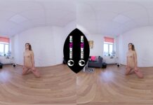 Nude Virtual Reality Casting With Small Tits Teen Trinity Free