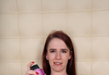 Isabella Both from Ireland uses her dildo deep in her sweet pussy