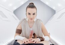 Star Wars: Rey Skywalker (A Porn Parody)