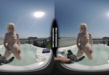 Penthouse Rooftop Jacuzzi Hot Ingrida Smoking And Masturbating In The Sun