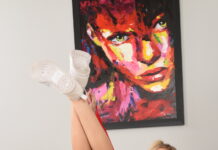 Chanel Shortcake has a huge dildo she shoves into her pussy in VR