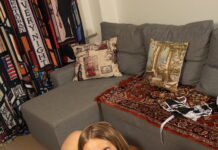 Hazel Grace wears a maid uniform today to play with her lover in VR