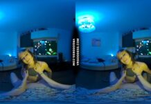 Brille Giving Sexy Striptease Lapdance With Pussy Licking Dildo For Ingrida Pov