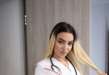Dr. Chloe Fuck Consult