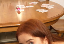 Russian Redhead Luna Rishi is here to suck and fuck in VR