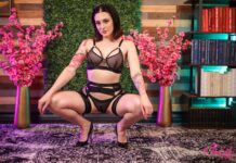 BJ Chronicles: Charlotte Sins Ties These Cherries With Her Tongue