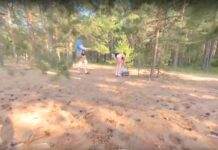 I Was Walking By The Sea And Accidentally Saw My Friends Fucking On The Beach