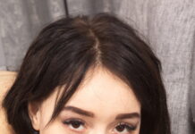 Karolina Geiman shows off her sexy hot tits and ass before fucking her lover in VR