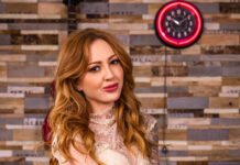 While My Boyfriend Gently Weeps