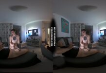 Vacation Sexy Tattooed Brille Giving Me Nasty Sloppy Wet Blowjob Between The Scenes With Mouth Cum