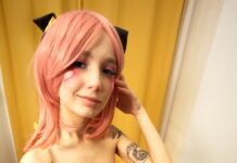 Tea Mint Is A Horny Gamer Girl Who Loves Cosplay Fucking