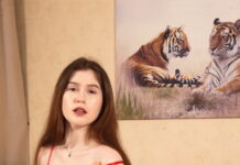 Hot Pearl Is A Pale Slut Who Loves The Taste Of Sperm