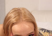 Gorgeous Skinny Teen, Tea Mint, Enjoying A Big Cock In VR