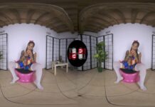 Stunning Ebony Babe Glorya Dressed Up As SnowWhite Loves Posing Her Feet And Playing With A Vibrator