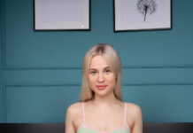 Gorgeous Nubile Blondie, Nikki Hill, Fucks Herself For Online Daddies